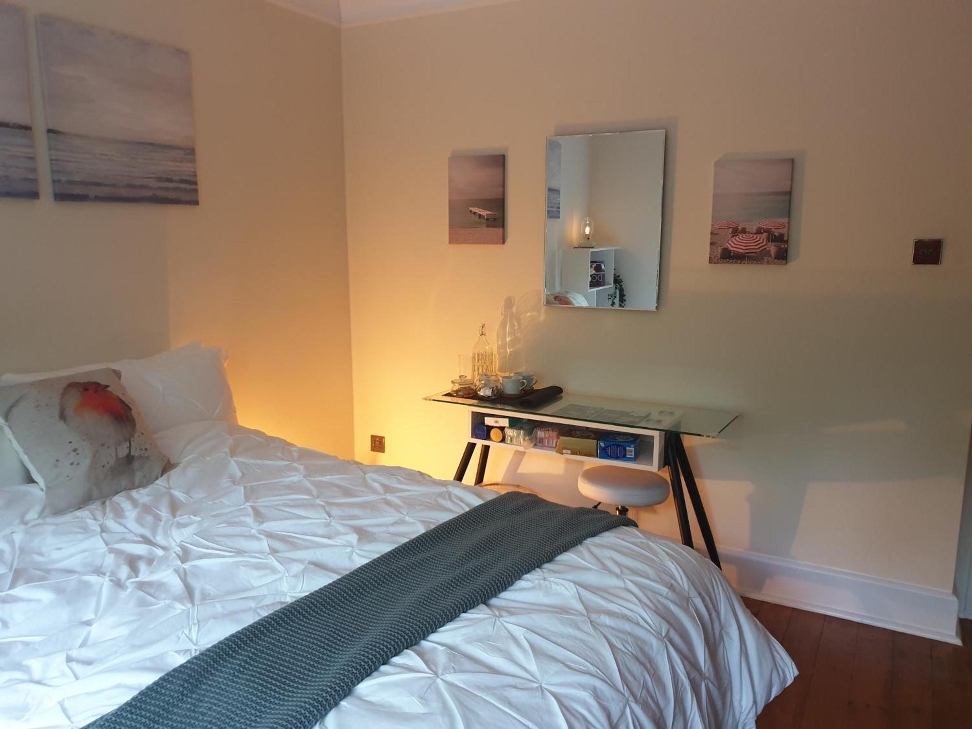 Little Robin Gate - Free Parking - Central - 10 Min Walk To Train Station بورنماوث المظهر الخارجي الصورة