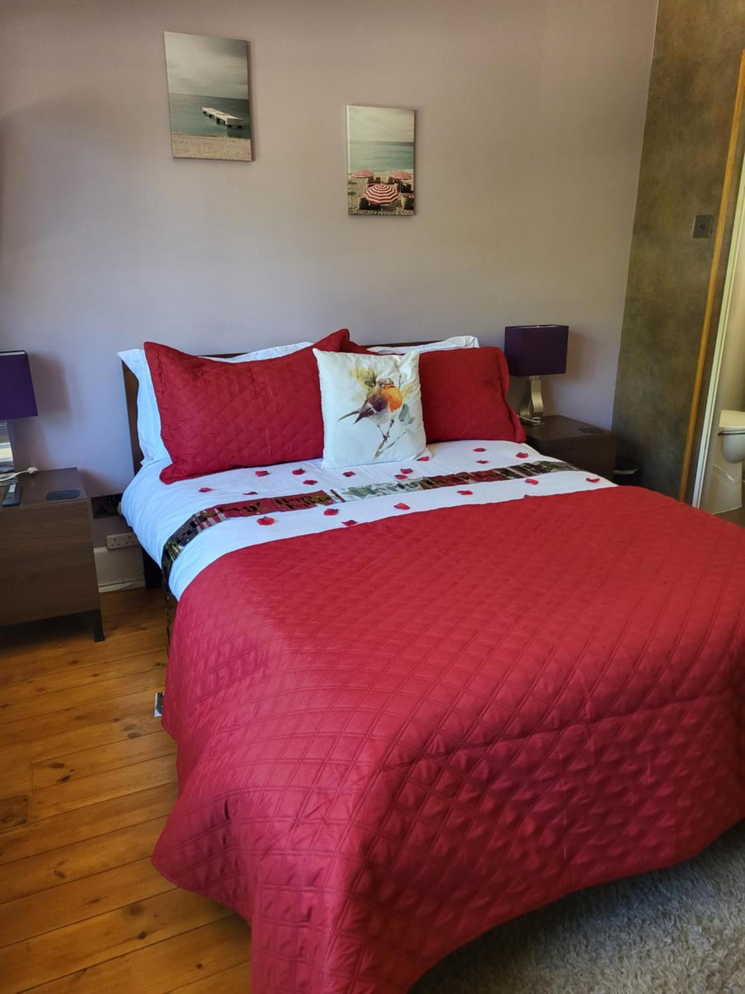 Little Robin Gate - Free Parking - Central - 10 Min Walk To Train Station بورنماوث المظهر الخارجي الصورة