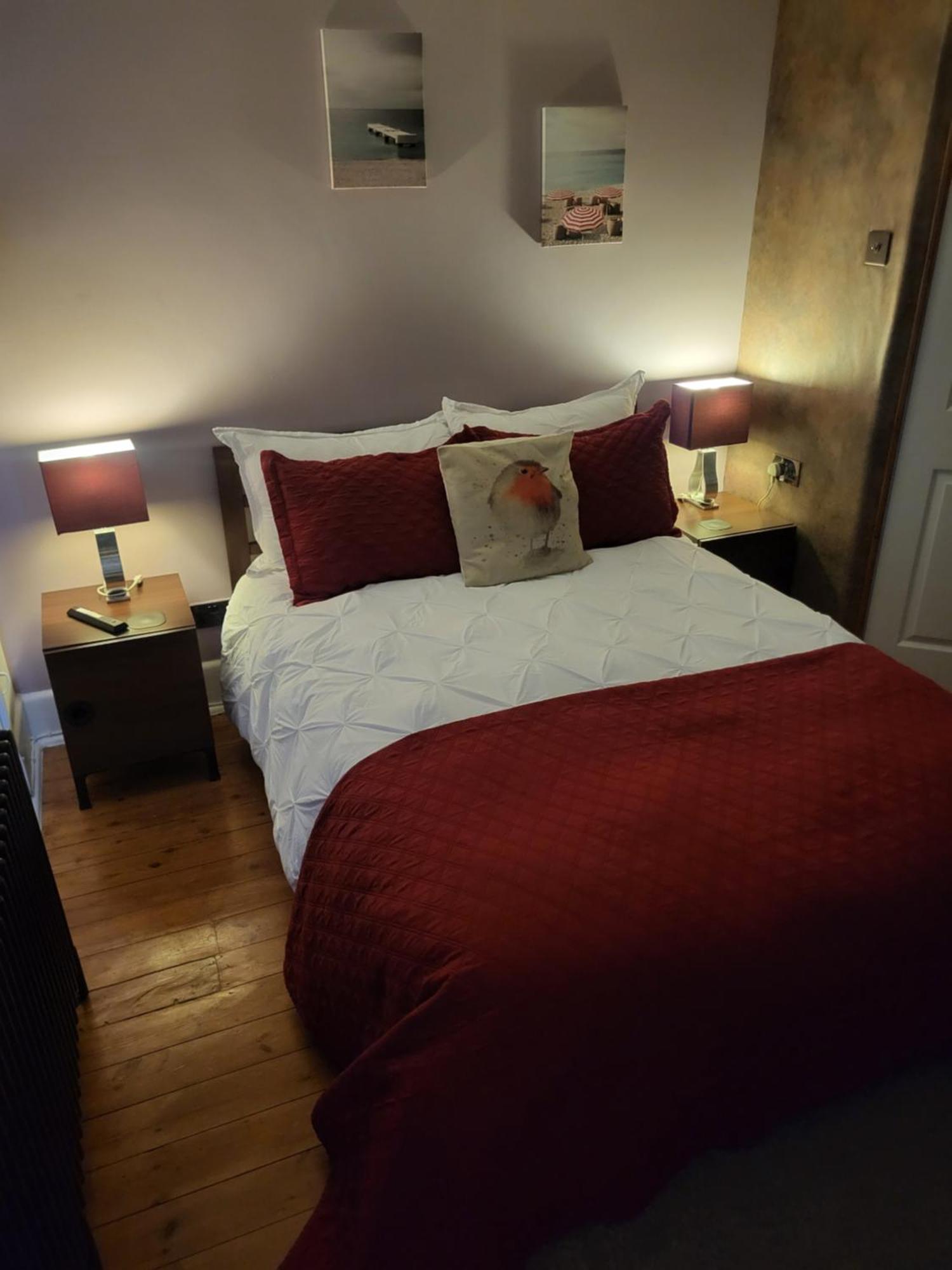 Little Robin Gate - Free Parking - Central - 10 Min Walk To Train Station بورنماوث المظهر الخارجي الصورة